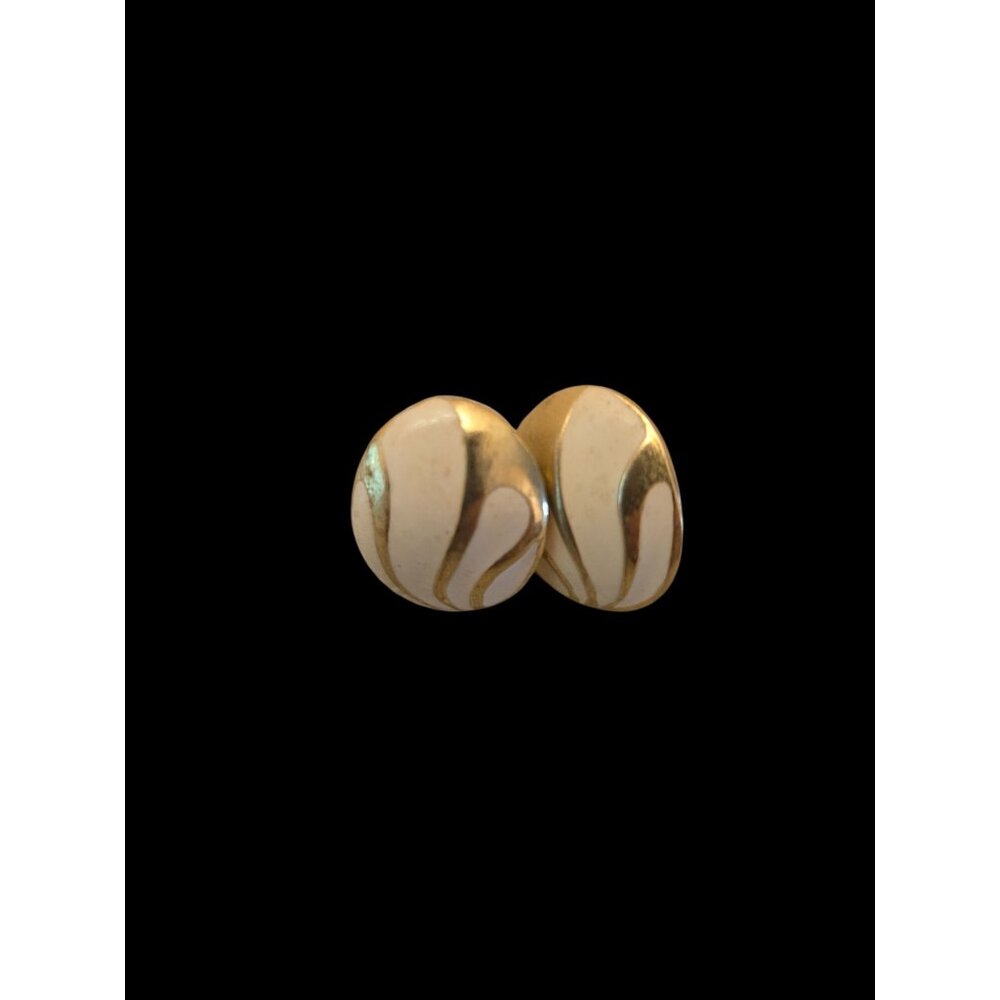 Vintage Monet  Signed Clip On Earrings Gold and‎ Cream Enamel Swirl McM